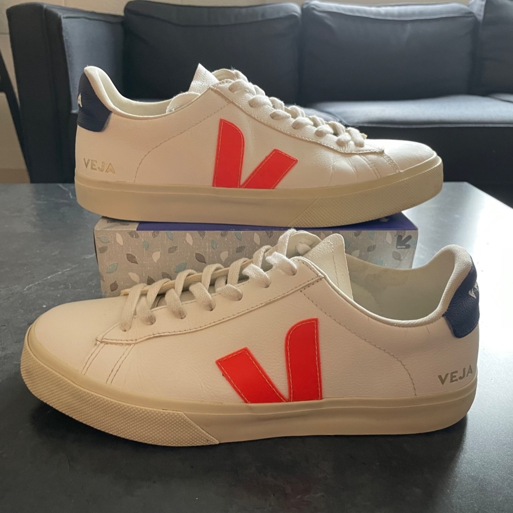 Veja Men's Campo Leather Sneakers Size 42 (US 9) White Blue Orange Very Good